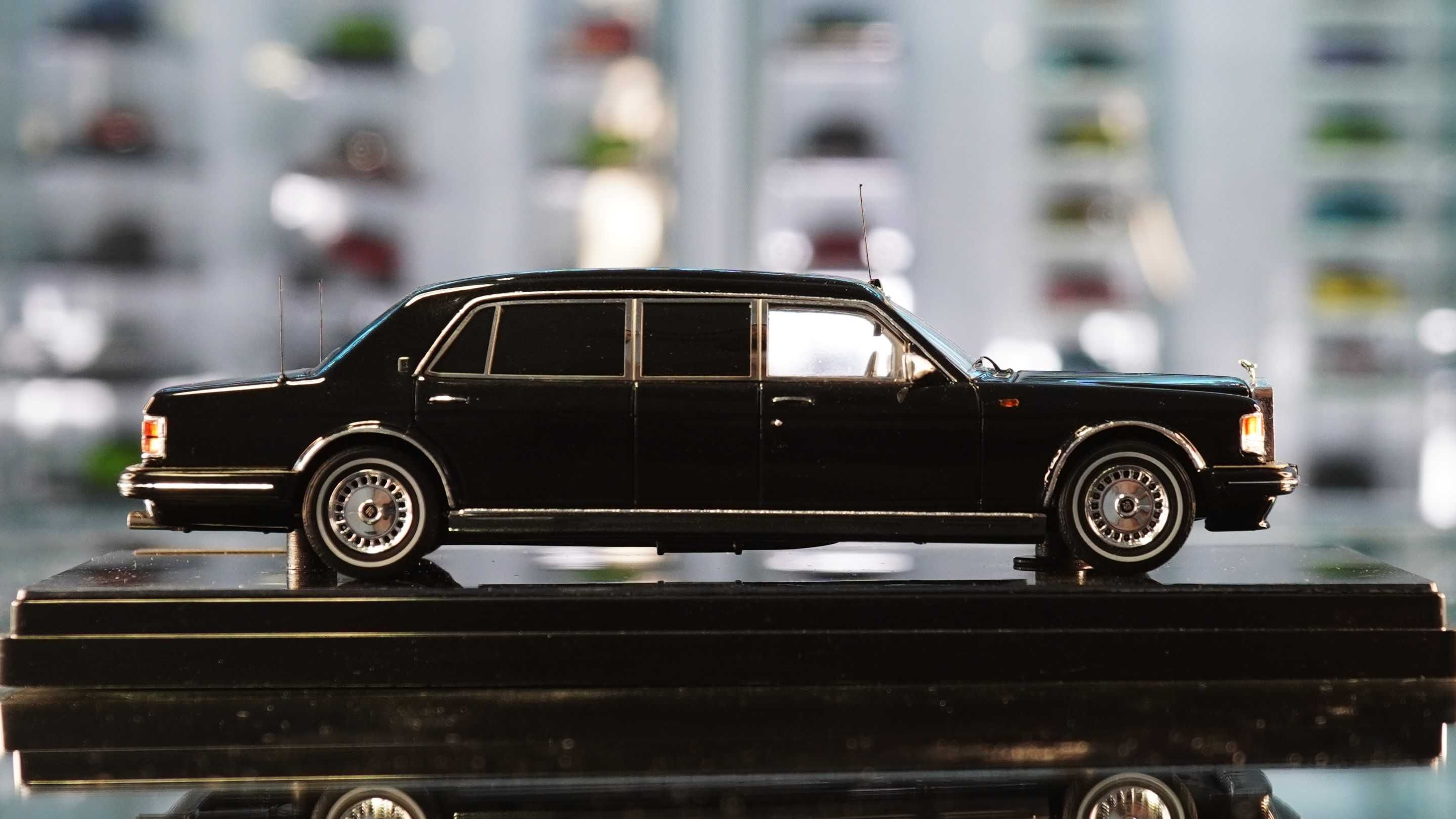 1991 Rolls-Royce Silver Spur II long limousine - True Scale 1/43