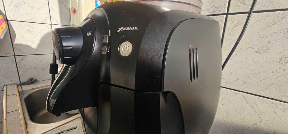 Продавам Кафеавтомат Philips Saeco Xsmall