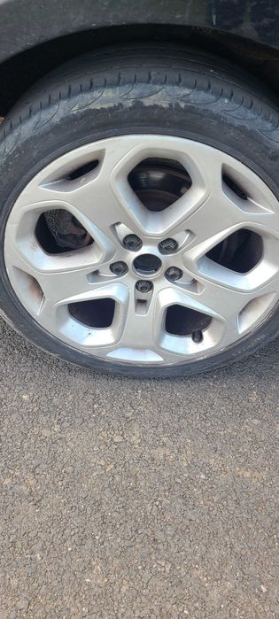 Vand  jante   originale ford r18