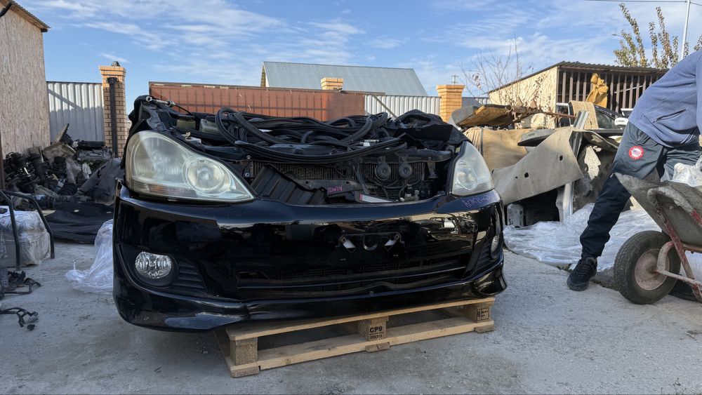 Авкат от Тойота Ипсум