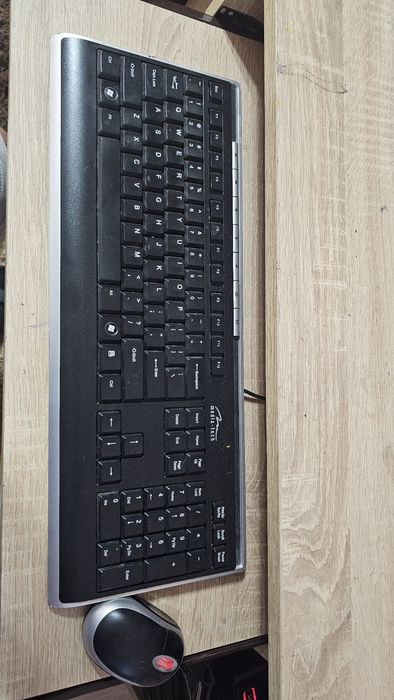 Calculator unitate + monitor