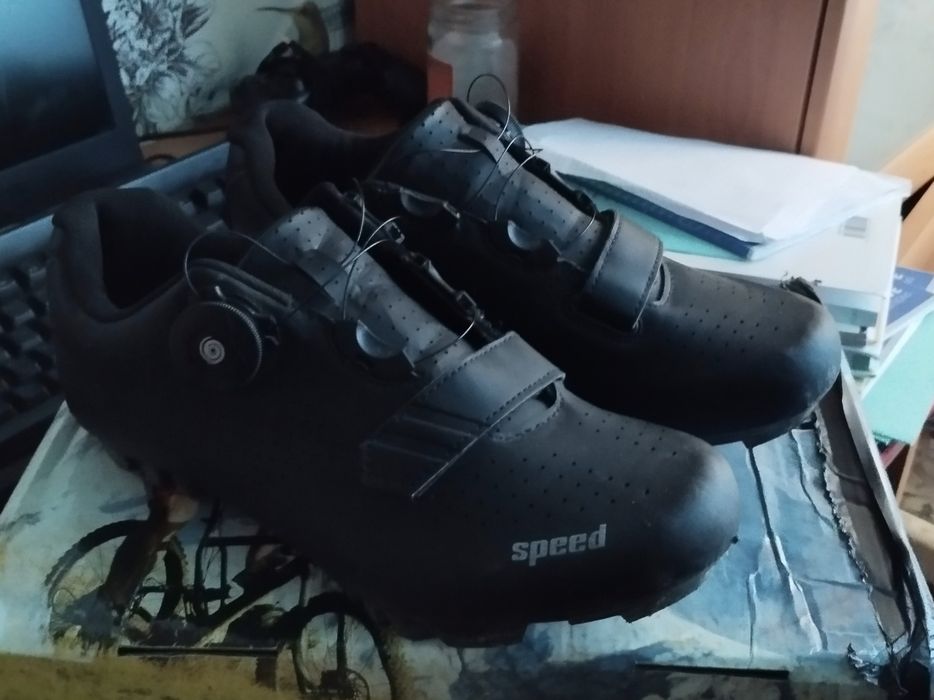 Продам велотуфли под мтб педали
