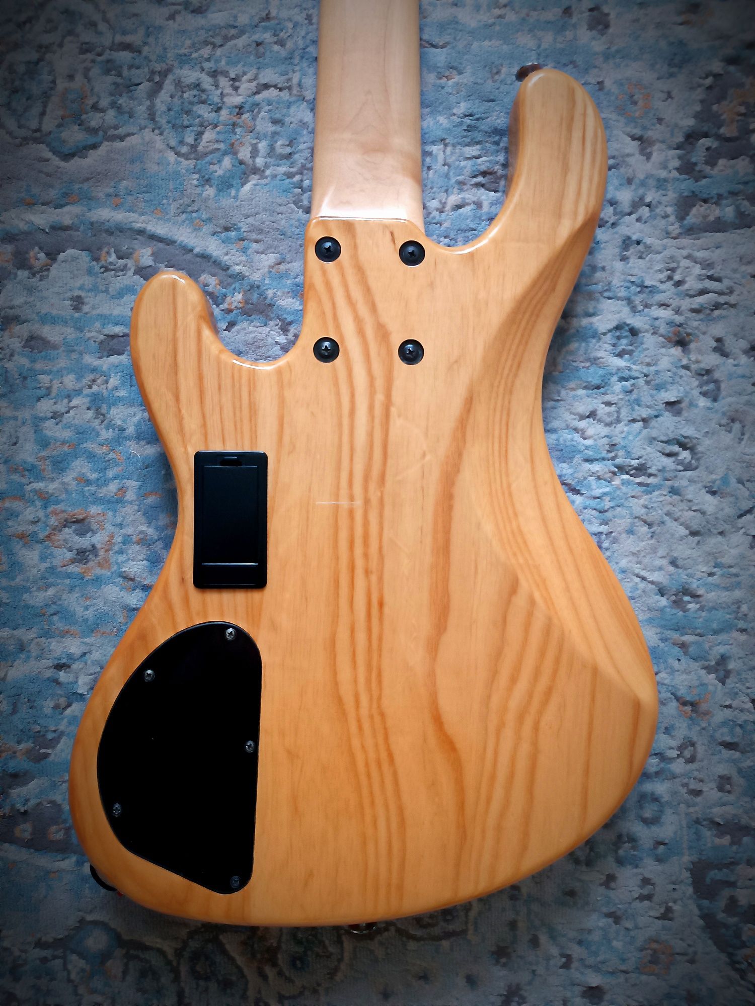 Бас гитара Cort GB5 Custom