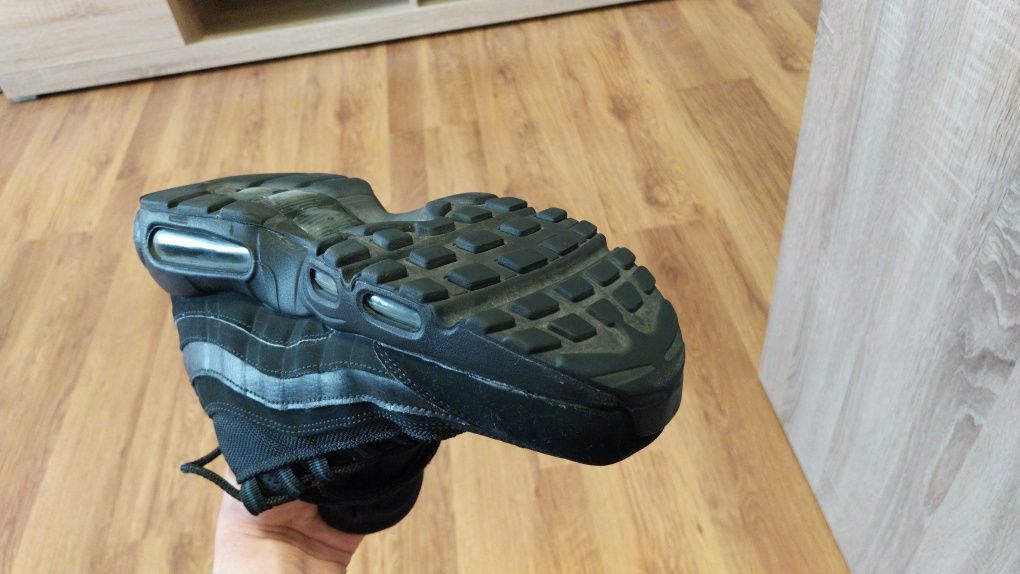 Nike Air Max 95 black