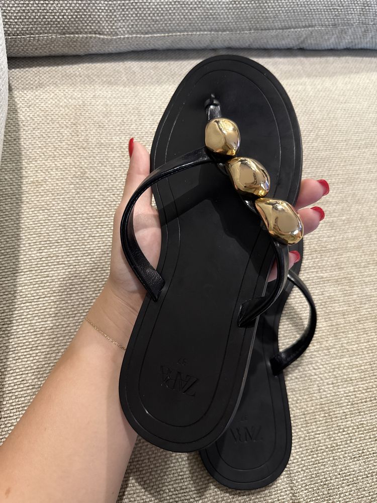 Zara чехли 37 номер