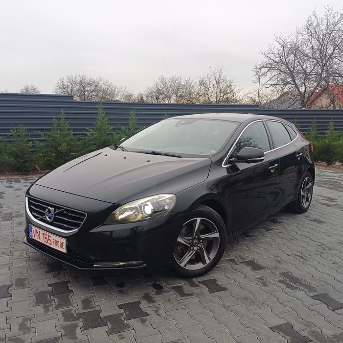 Volvo V40 2.0TDi Piele,Xenon,Panorama,Incalzire scaune