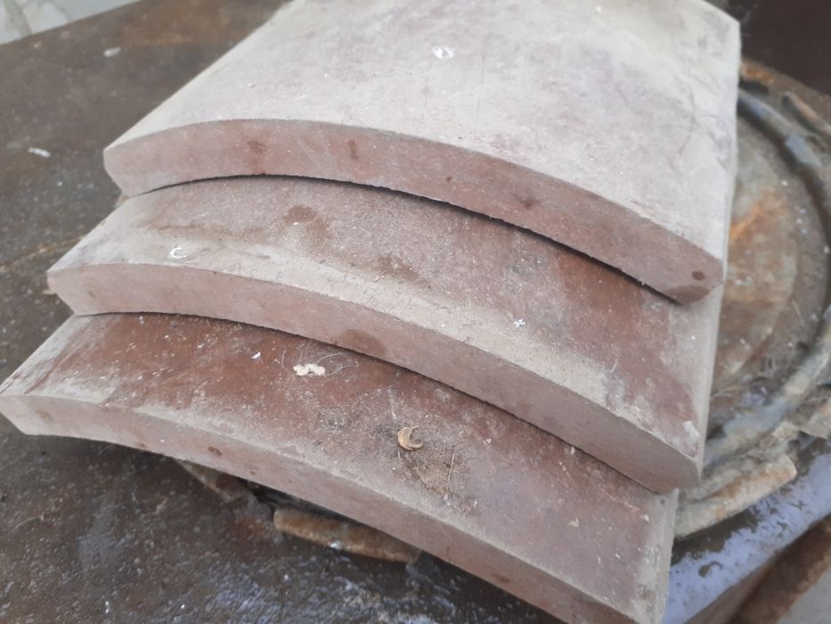 Продам тормозные накладк