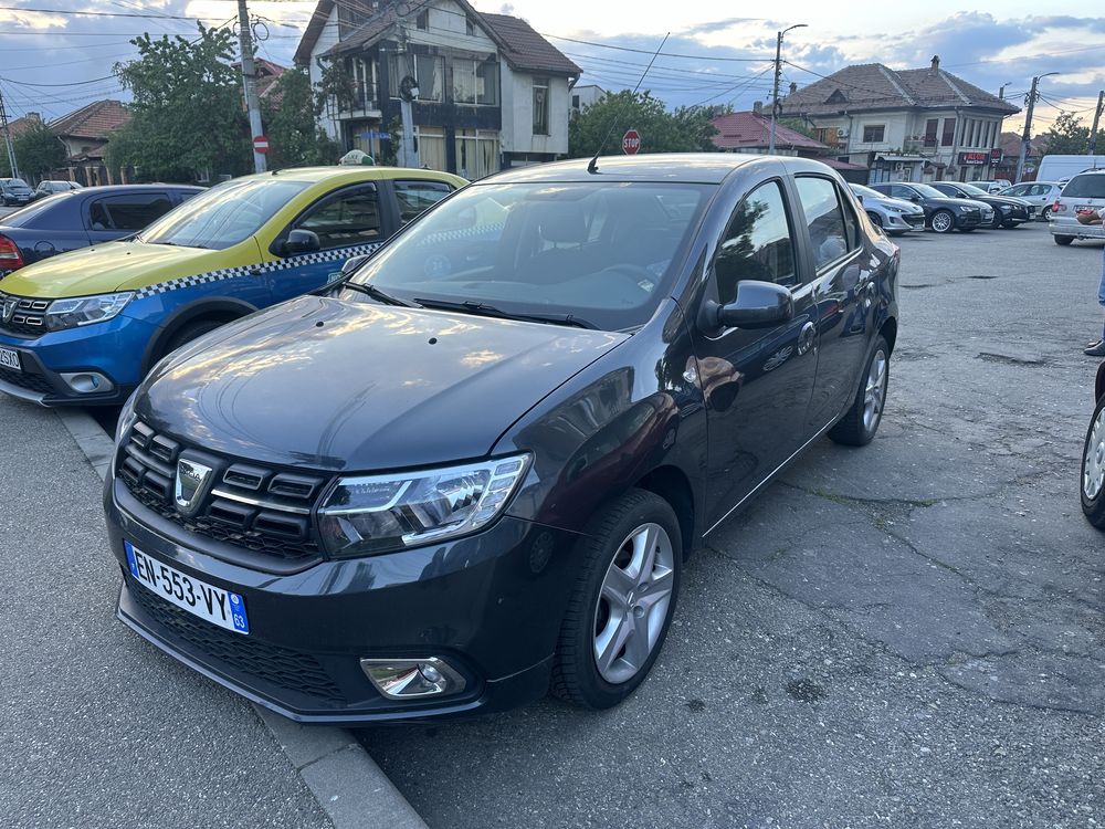 Vand Dacia Logan 900cm cubi ,an fabricatie 2017