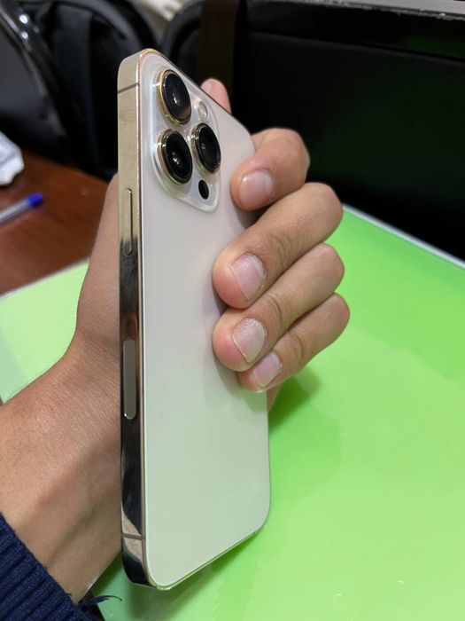 Iphone 13pro sotiladi