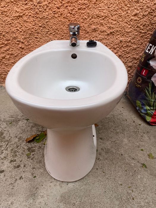 Bideu cu baterie marca Inker