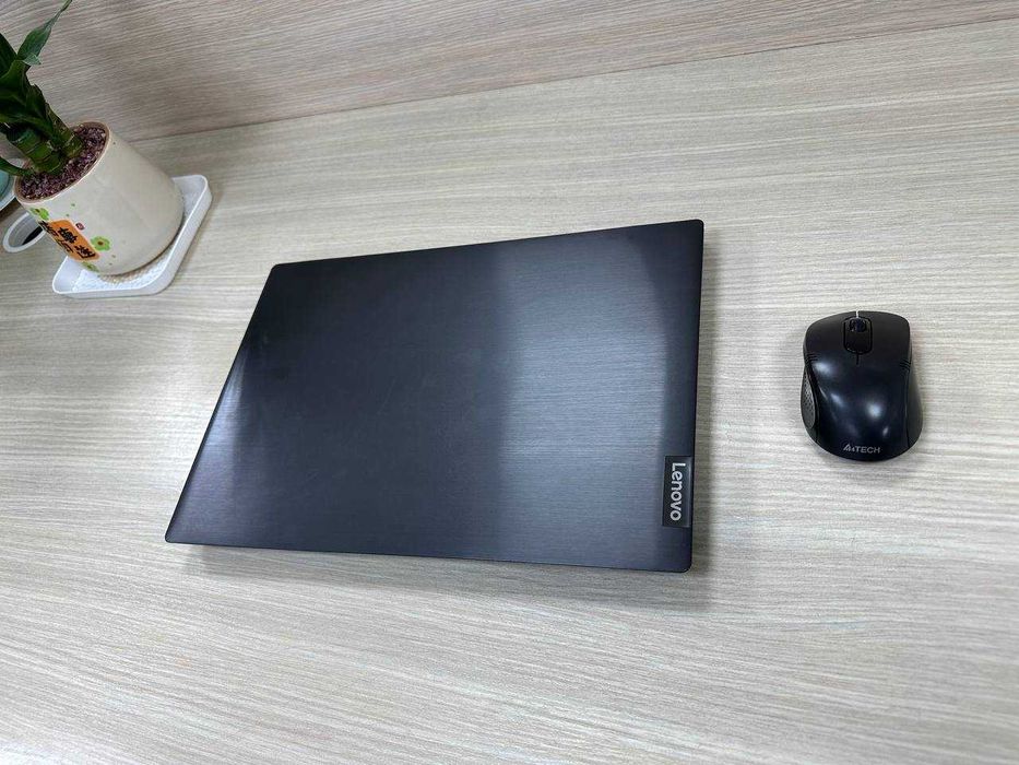 Lenovo notebook/laptop