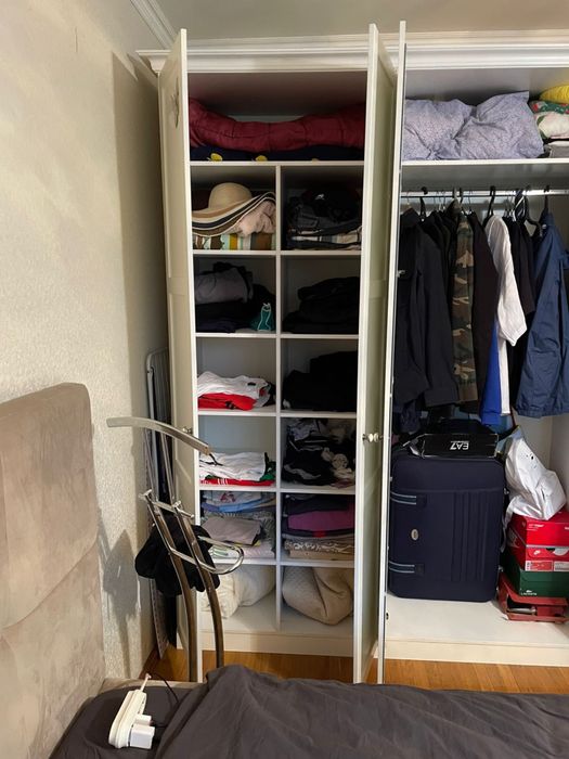 Продается шкаф для одежды в спальню