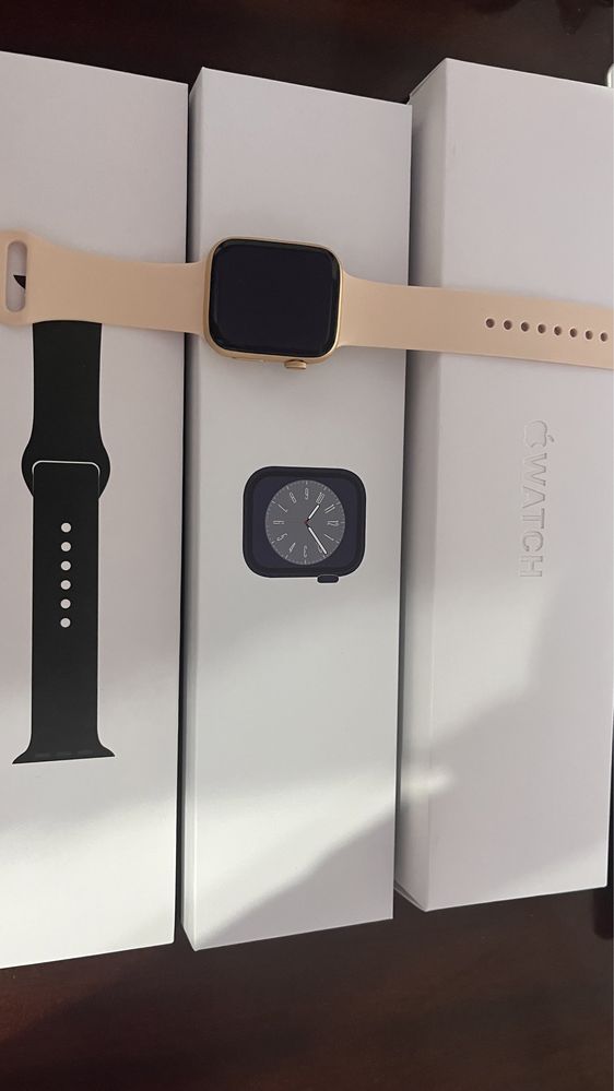 Продается спортивный Apple Watch