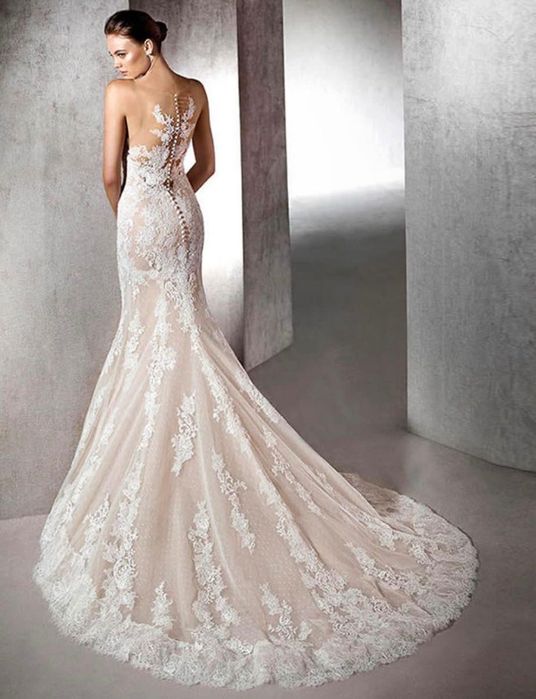 Pronovias сватбена рокля