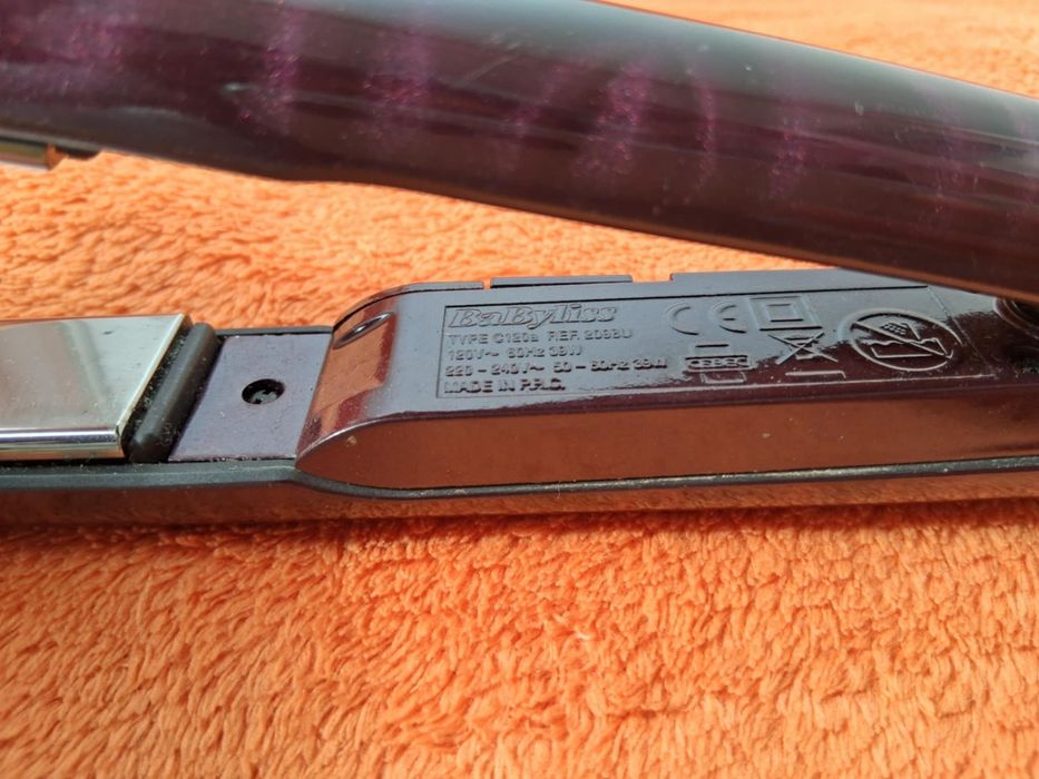Placa Babyliss Intins sau Bucle
