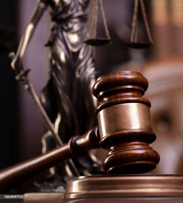 Адвокат по уголовным, гражд и адм делам