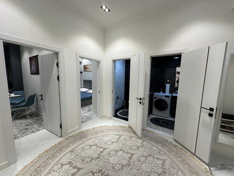 Piramit tower напротив 3 комнатная квартира 105кв.м сдам СРОЧНО