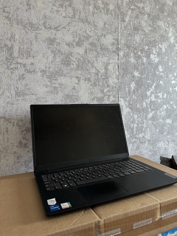 Lenovo Core I5 srochno sotiladi arzongga bervoramiz