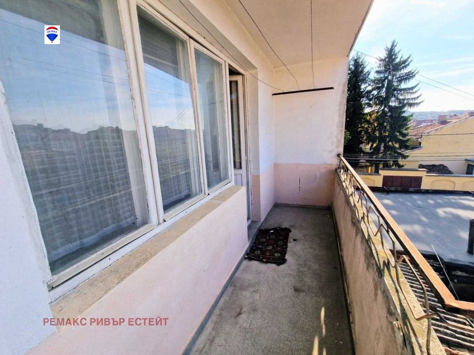 Продава се Многостаен апартамент в Разград, Варош - 144 кв.м за 820 €/кв.м - Снимка #6