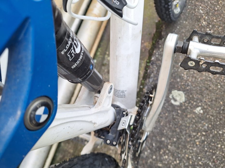 Продавам фулсъспеншът БМВ колело