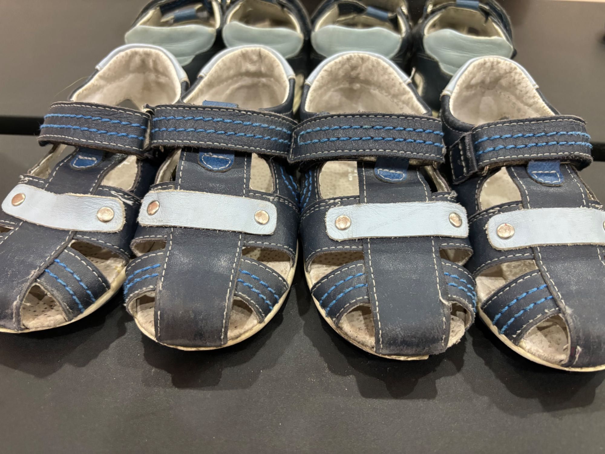Кожаные сандалии фирмы Юничел, размер 25