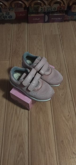 Adidași fetita mărimea 26