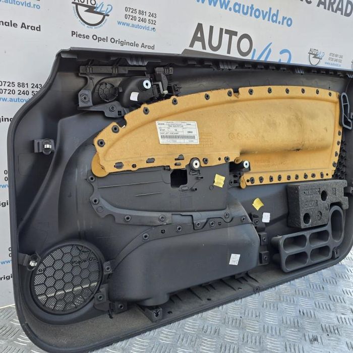 Fata usa interioara stângă fata Opel Corsa D