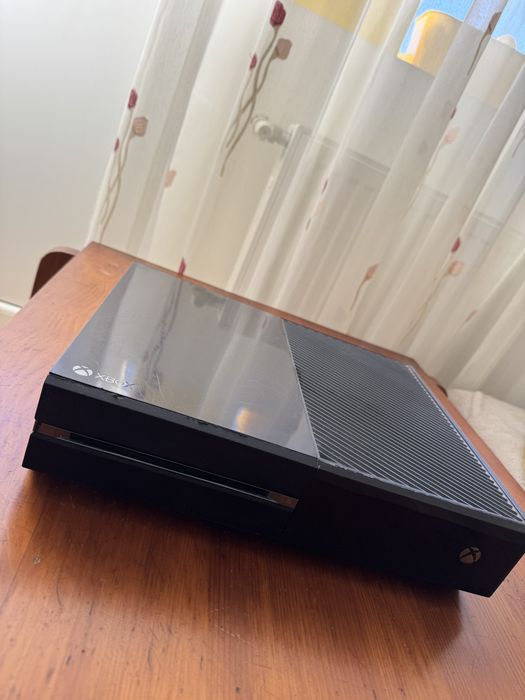 Consola xbox one 1TB