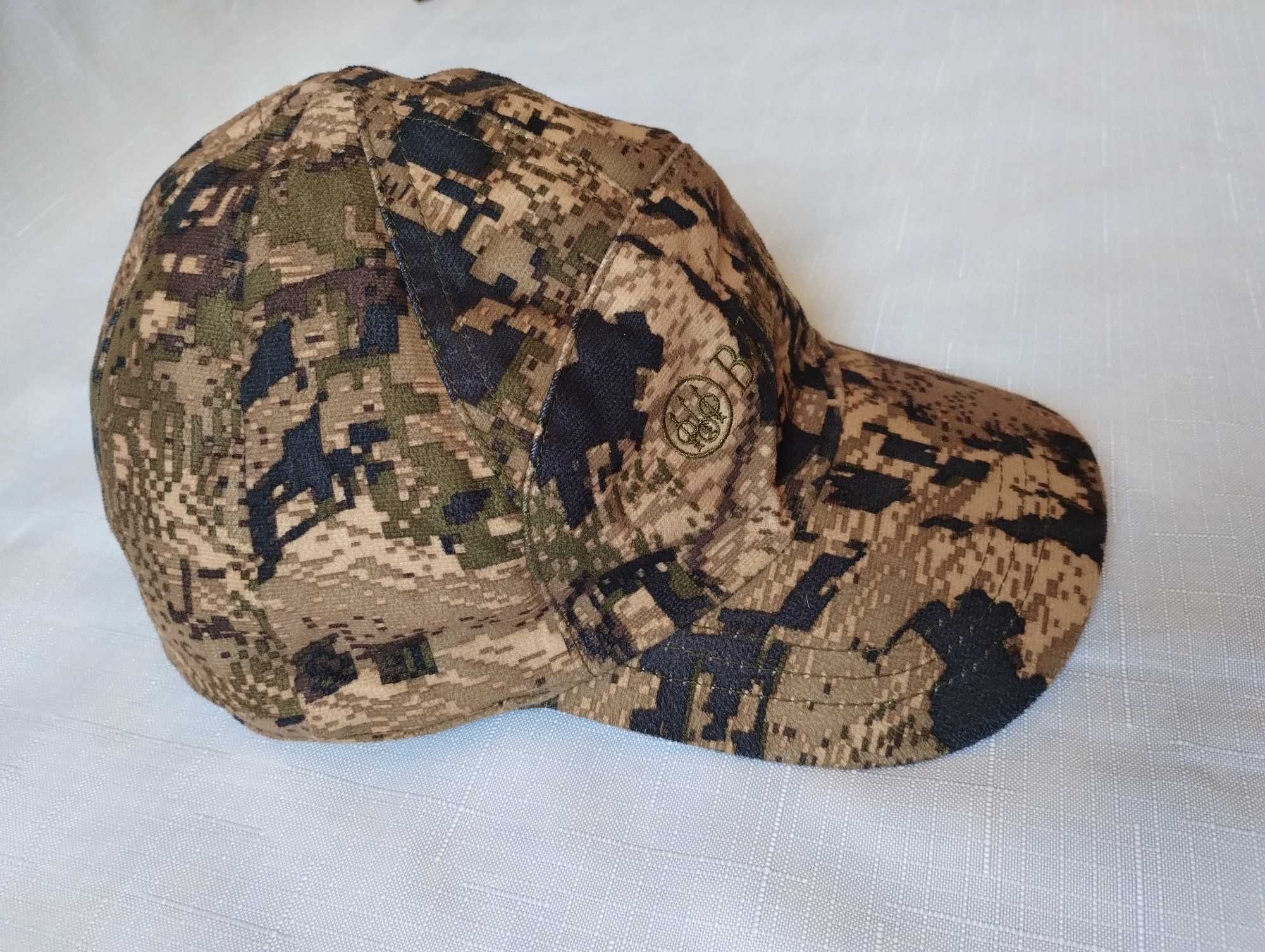 Шапка Berettа с козирка, обръщаща се