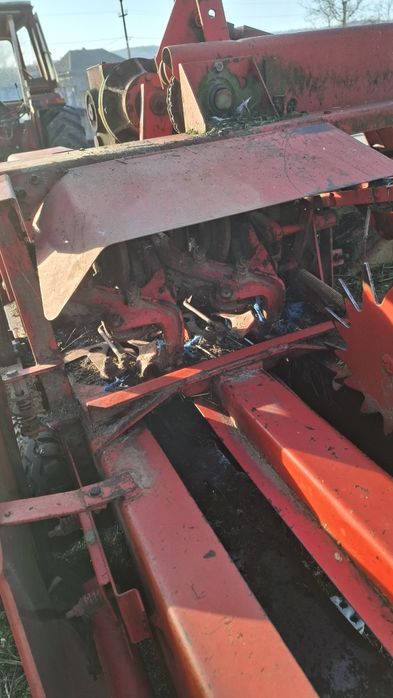 Vand Presă de balotii