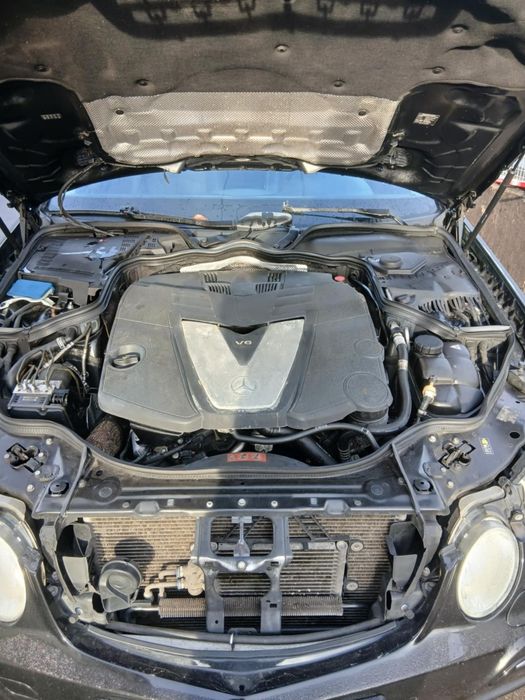 Мерцедес Е280 190 к.с