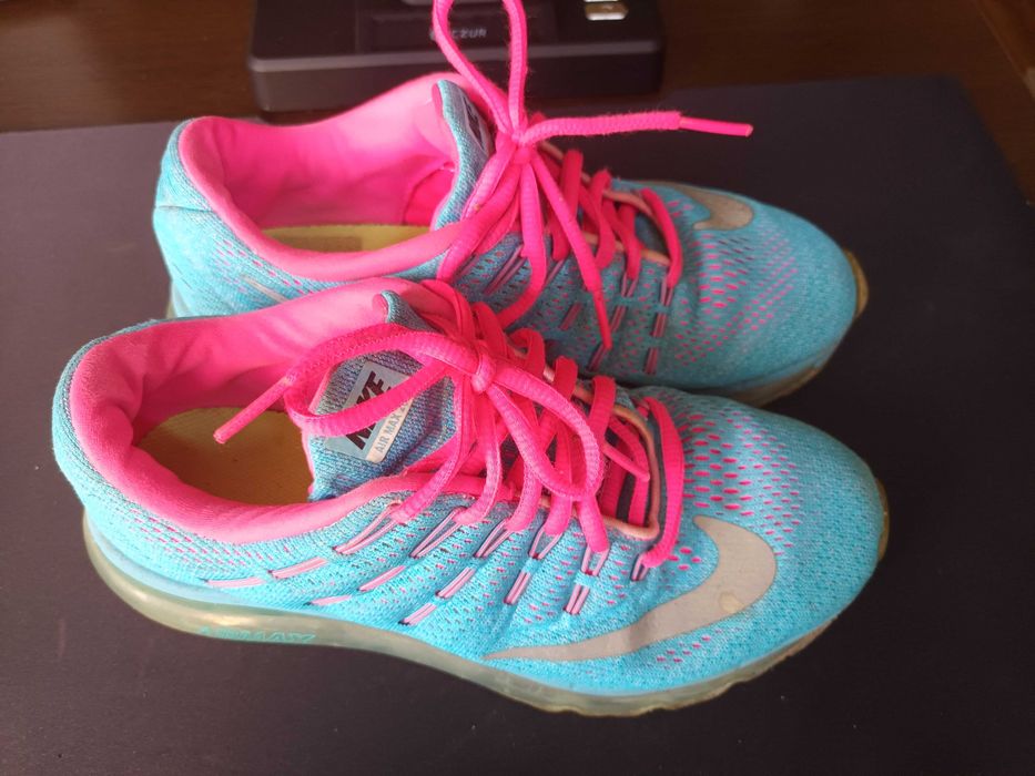 Дамски спортни обувки Nike Air Max 2016
