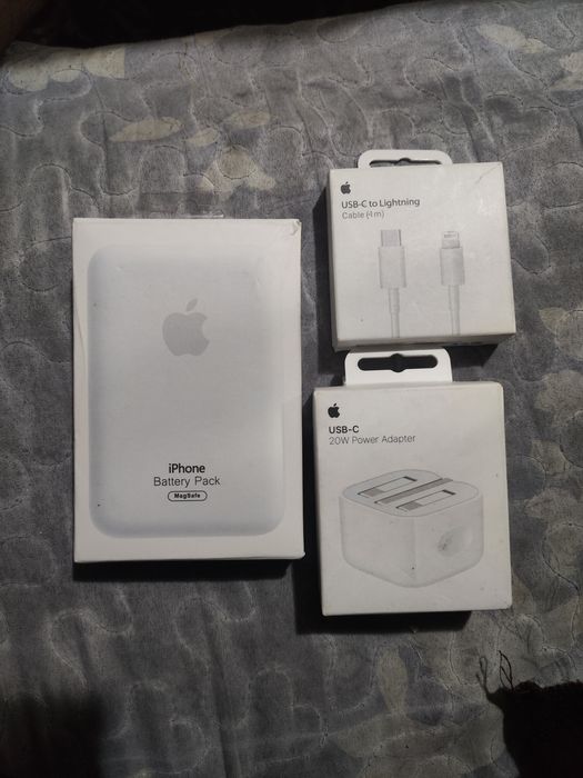 iPhone zaryadnik arginal 1 oy boʻldi olinganiga powerbank ham 10000