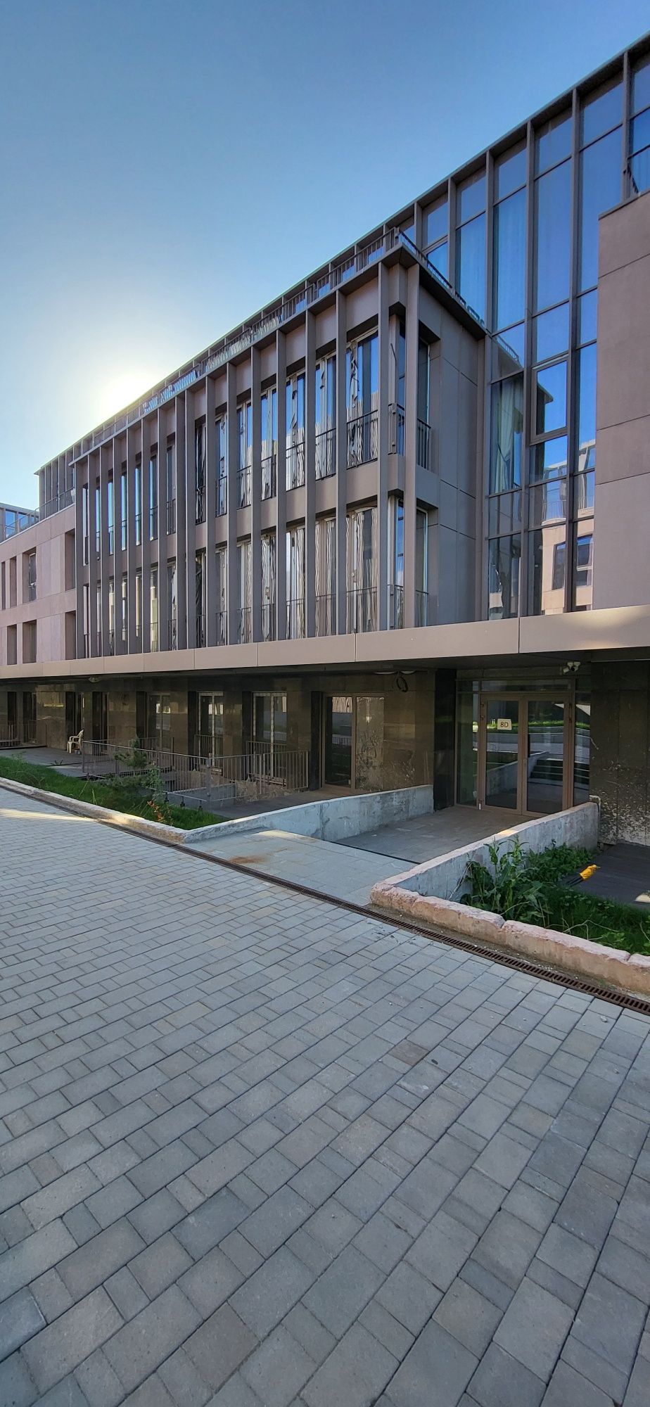 Продаётся 3-4 ком в Алматы ЖК Nef uptown 134кв.м.