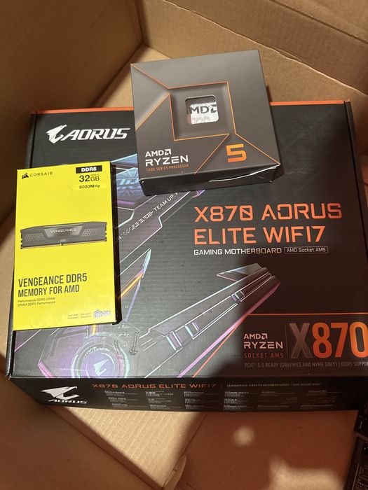 Vând kit ryzen mb+cpu+ram