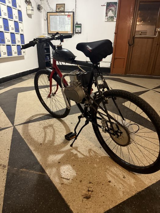 vand bicicleta cu motor 4t