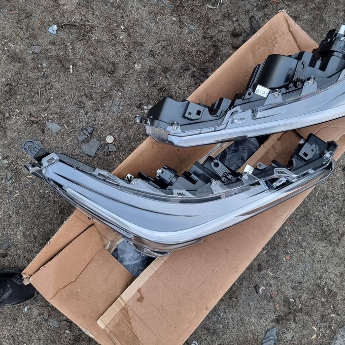 Toyota corolla 2022 facelift far nou led full led stanga dreapta