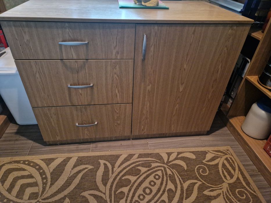 Комод добротный габаритный