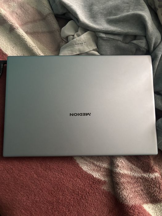 Urgent!Vand Laptop Mediom