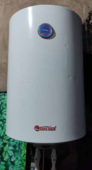 Продаётся водонагреватель