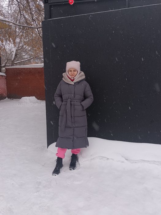 Продам пуховик 44-46