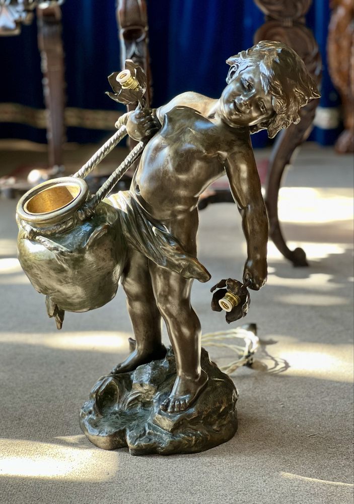 Statuetă veche / Lampă *** vintage / antic / vechi / retro ***