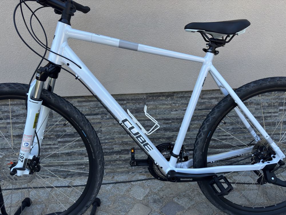 Велосипед CUBE Nature PRO WHT GRY размер: 28/L