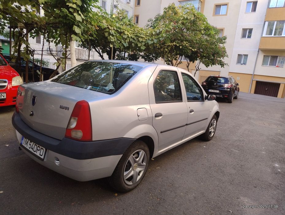 Vând Logan 1,4 GPL din fabrică.
