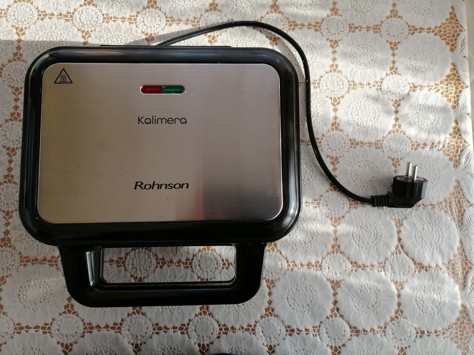 Тостер за сандвичи