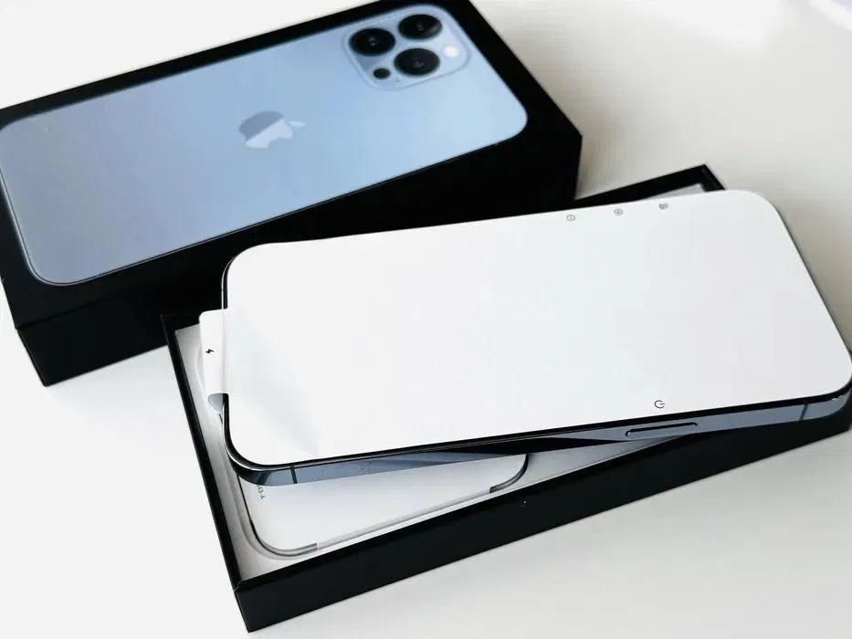 Iphone 13 Pro Max 256GB Blue 99% Батерия! Гаранция 6 месеца