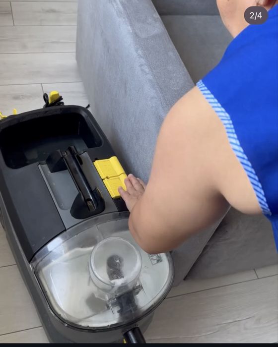 Продам моющий пылесос Karcher Puzzi 10/1