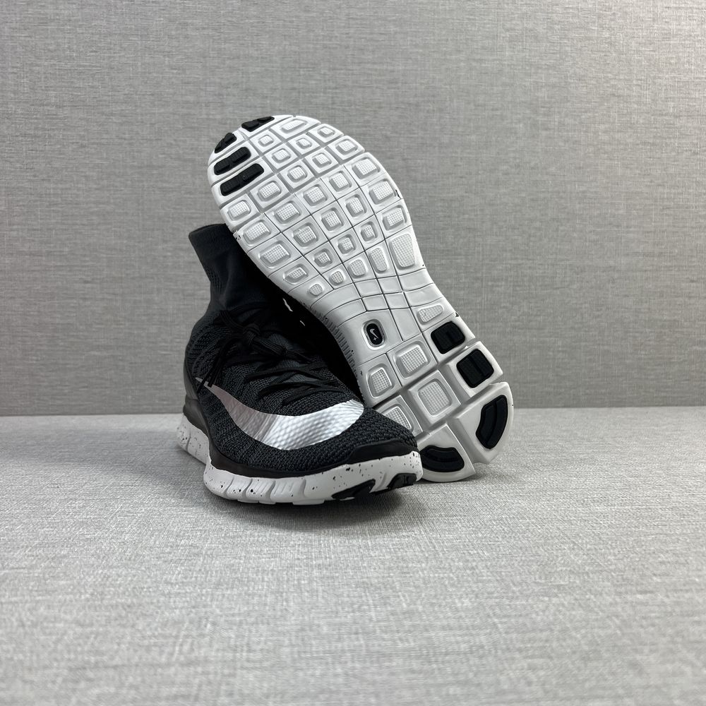 Nike Mercurial Black/White -44