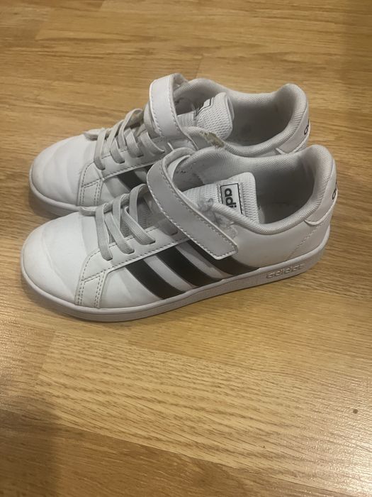 Adidasi adidas copii