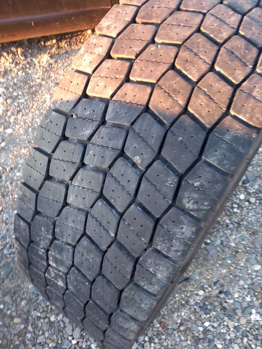 Set 4 anvelope Michelin 315 70 22.5